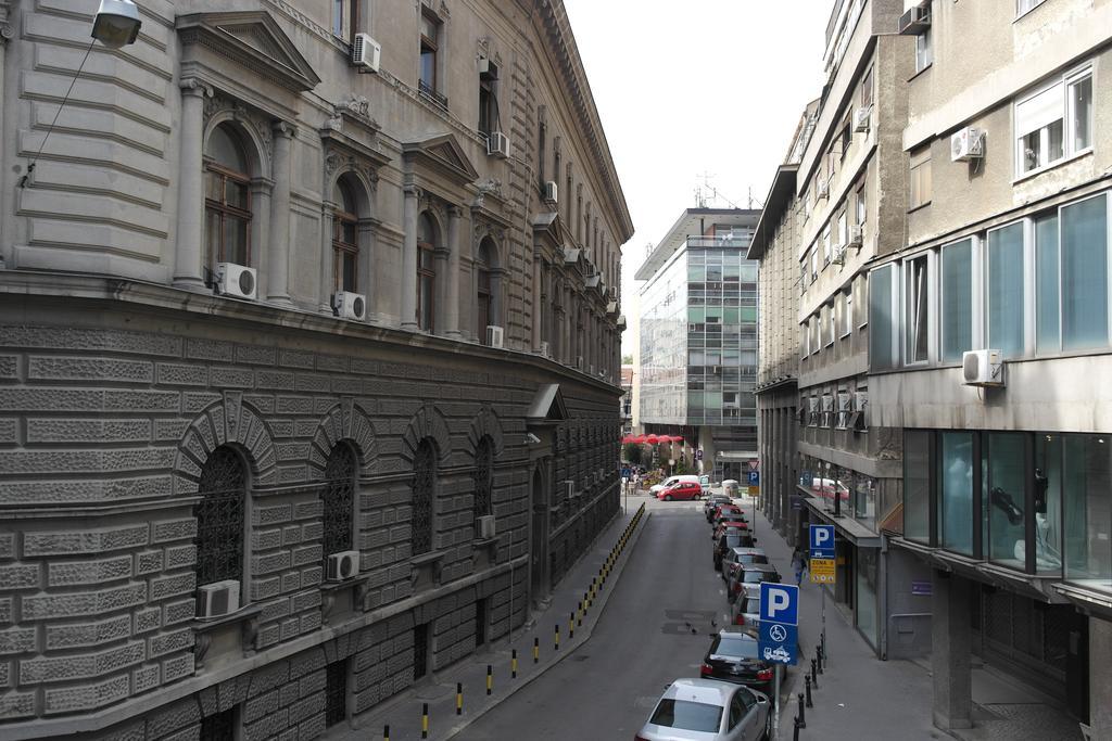 Time Hostel Belgrad Exteriör bild