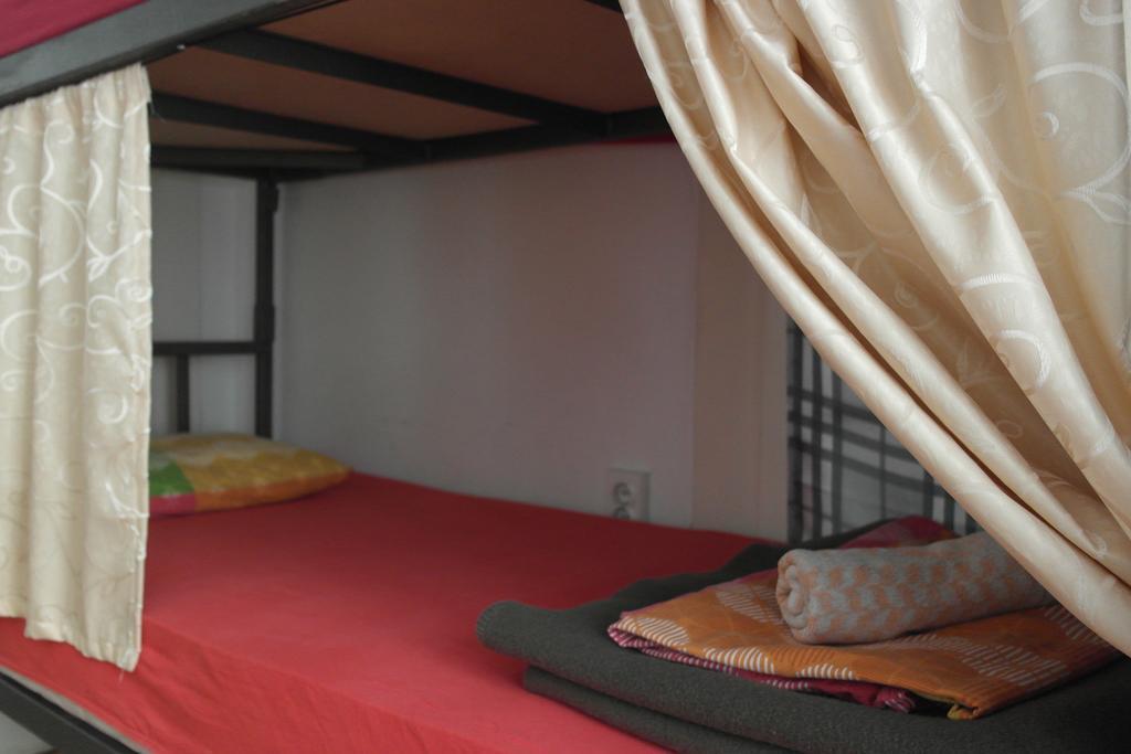 Time Hostel Belgrad Rum bild